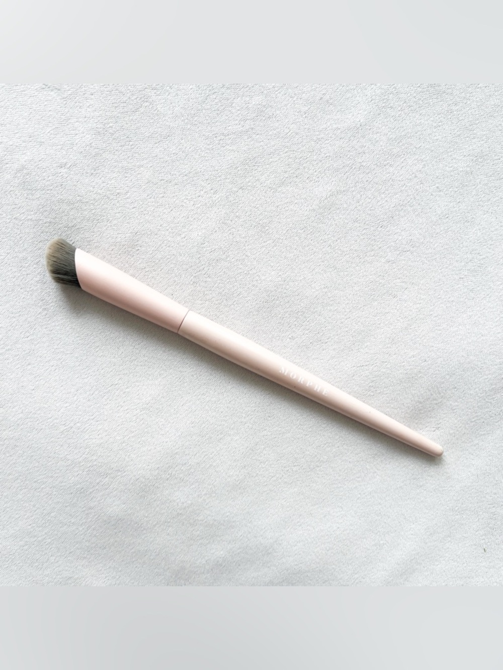 Morphe S102 Angled Concealer Makeup Brush
